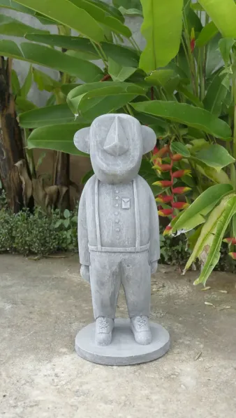 Amicus - Big abstract, 53cm H | cast stone 